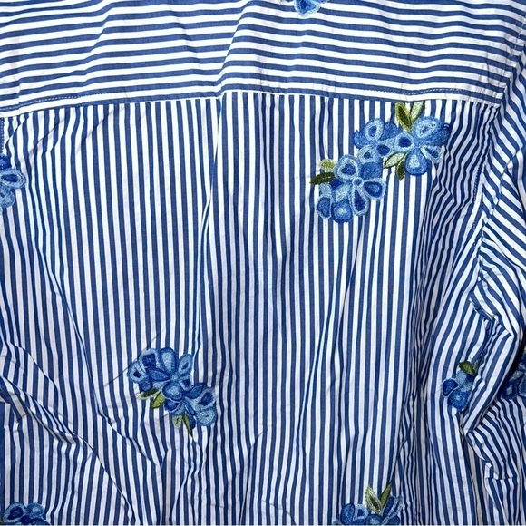 Calvin Klein Floral Embroidered Striped Long Sleeve Button Down Shirt Size Small - Picture 10 of 15